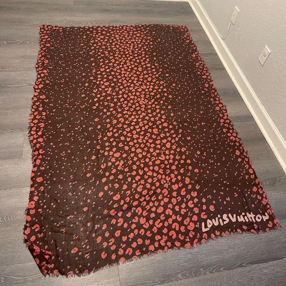 Louis Vuitton Leopard Giant Scarf Sarong Wrap Shawl XL cashmere silk blend - Picture 6 of 11